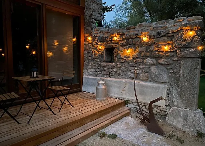 Turisme Rural Ca L\'Axai Casa 3